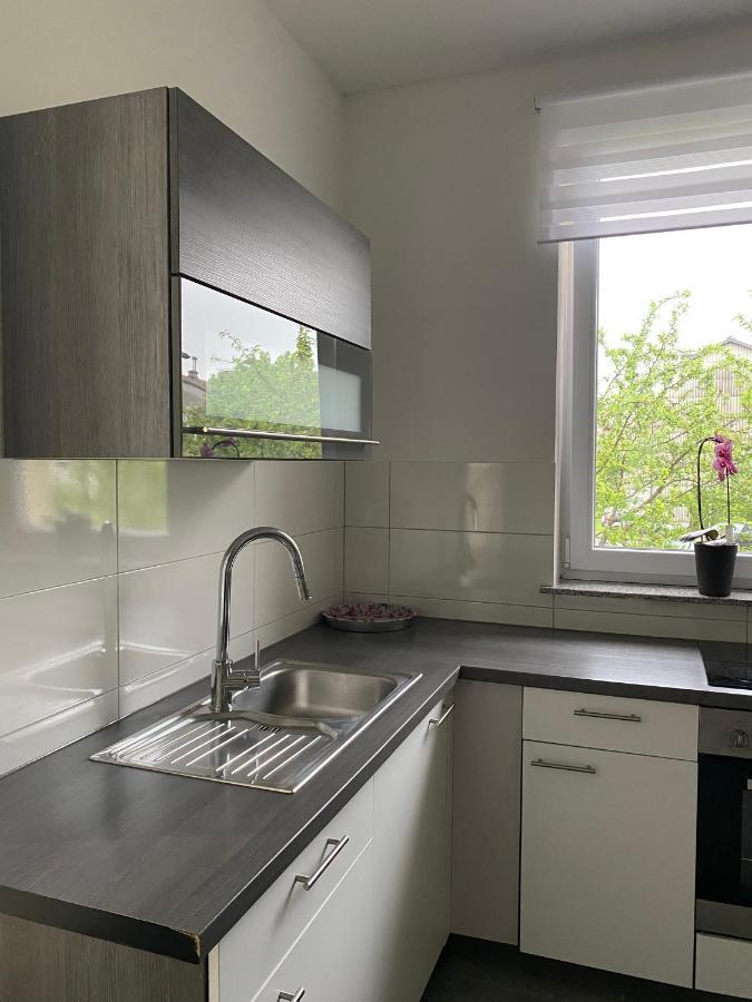 Apartma Azurre Постойна Екстер'єр фото