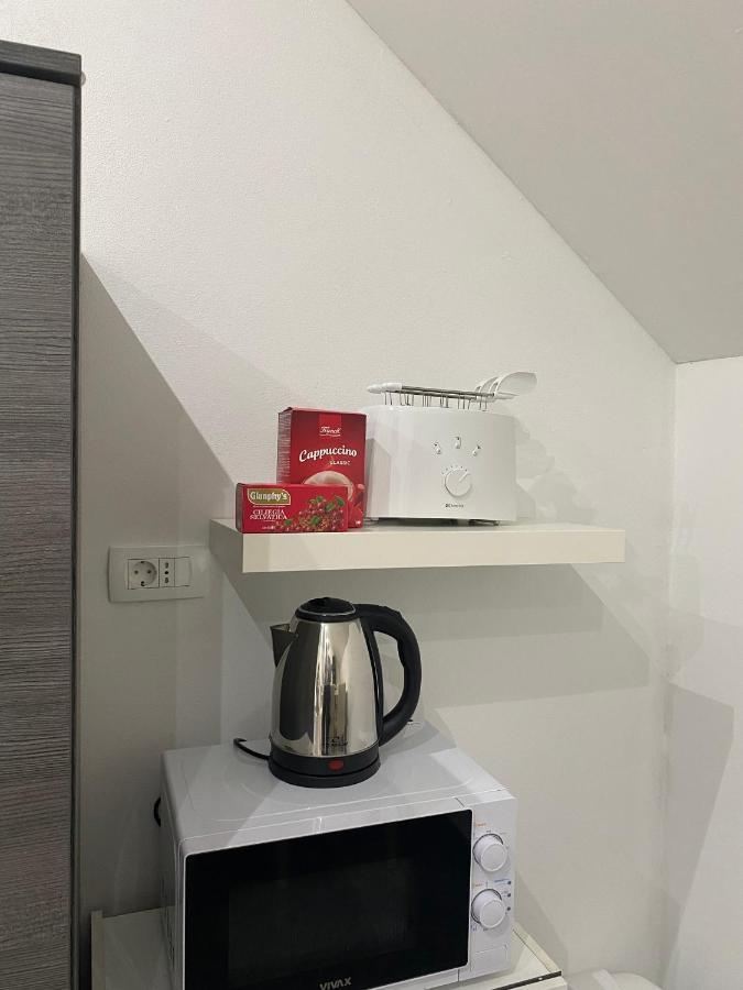 Apartma Azurre Постойна Екстер'єр фото